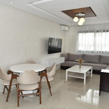 Lovely Apartment With Pool & Gym Kenitra Exteriér fotografie